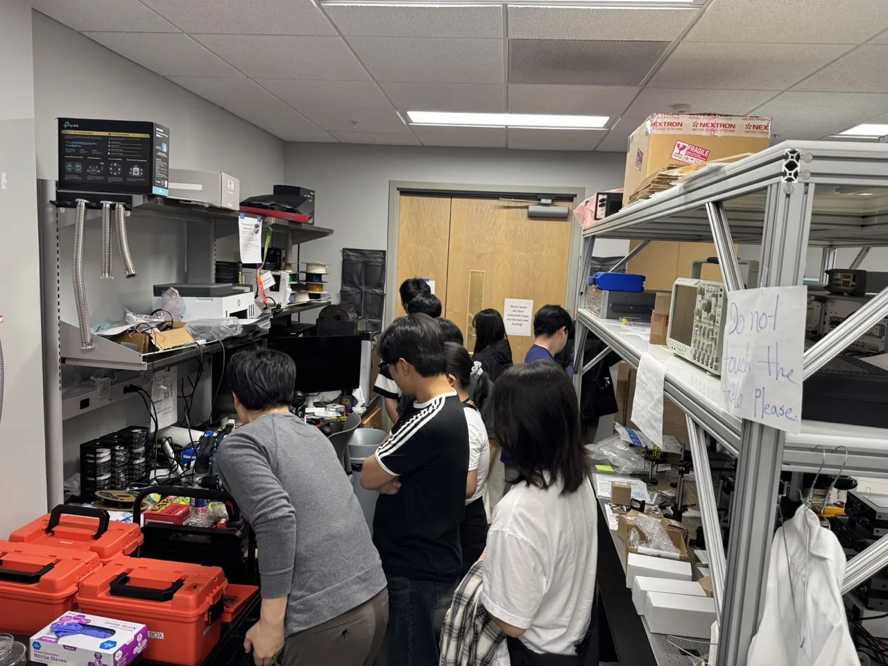 Exolith Lab에서의 협력 논의