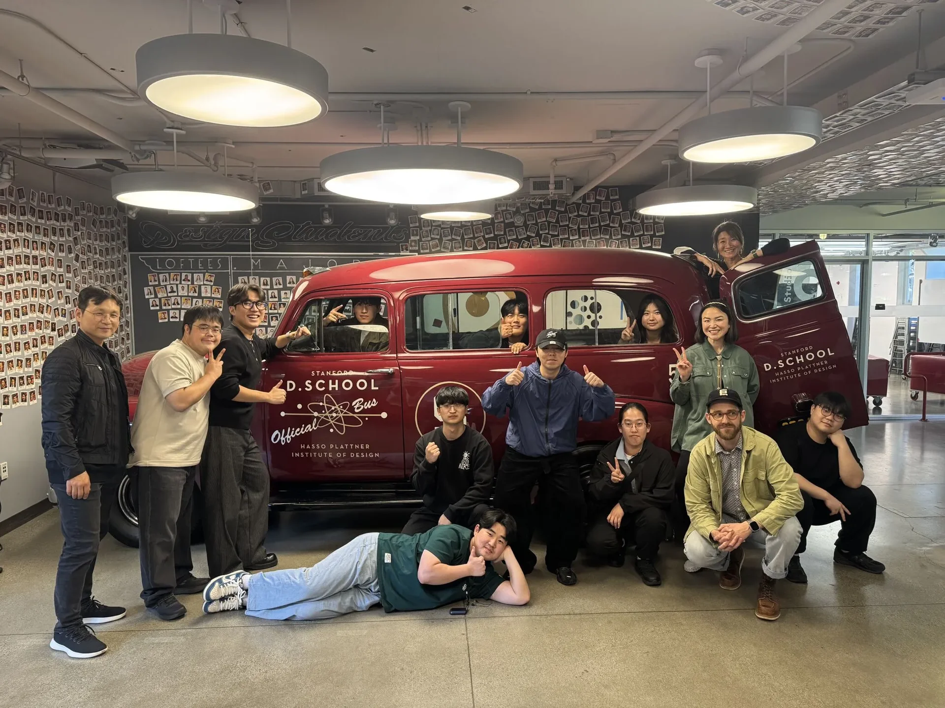 스탠퍼드 d.school 앞에서